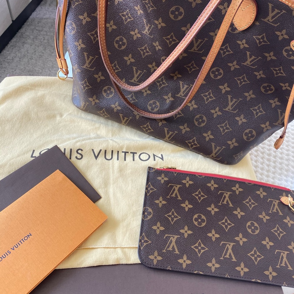 LV never full monogram NM MM